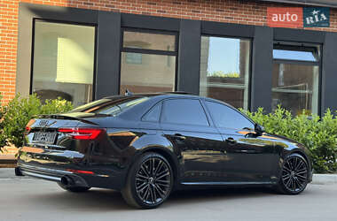Седан Audi A4 2017 в 