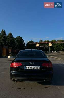 Седан Audi A4 2012 в Шепетовке