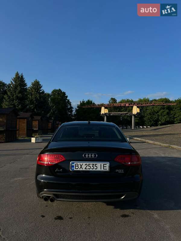 Седан Audi A4 2012 в 