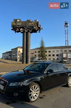Седан Audi A4 2012 в 