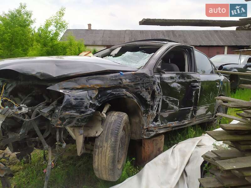 Седан Audi A4 2006 в Снятине