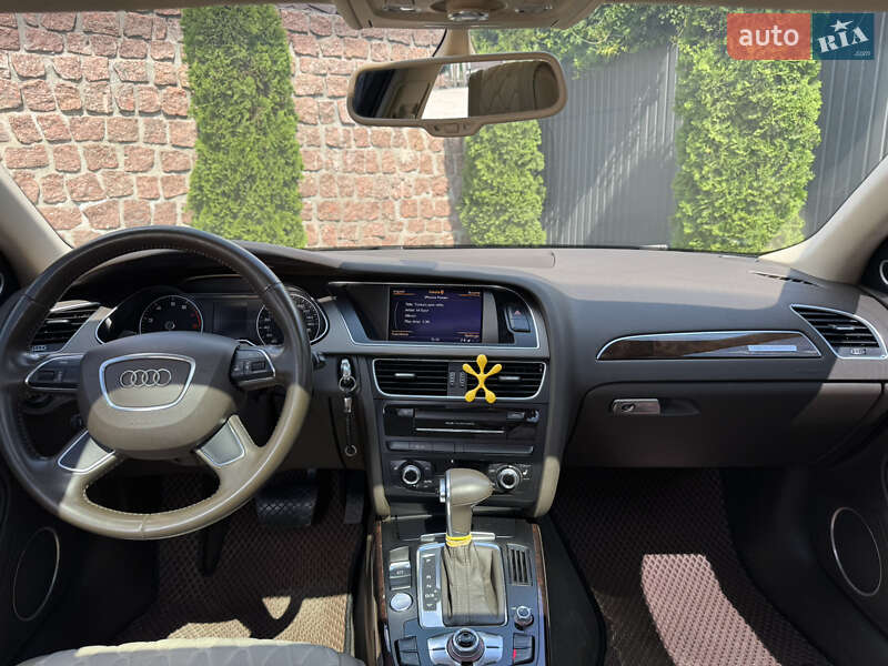 Седан Audi A4 2014 в Кропивницькому