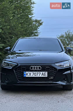 Седан Audi A4 2020 в 