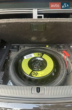 Седан Audi A4 2020 в 