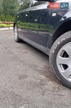 Универсал Audi A4 2003 в 