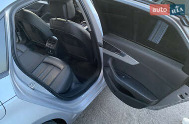 Седан Audi A4 2015 в 