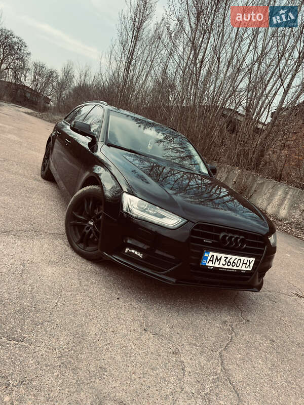 Универсал Audi A4 2012 в 