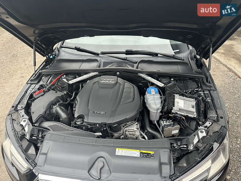 Седан Audi A4 2017 в Чернигове