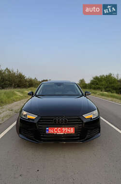 Седан Audi A4 2017 в 
