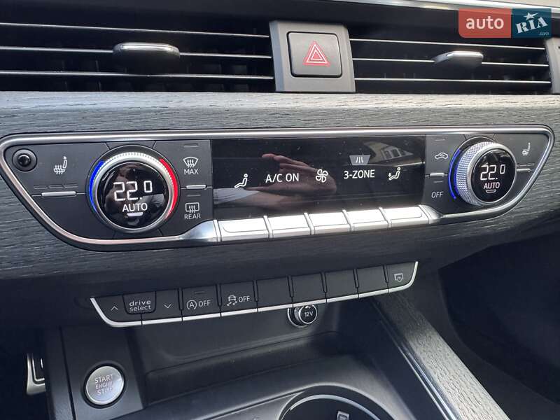 Седан Audi A4 2016 в Харькове