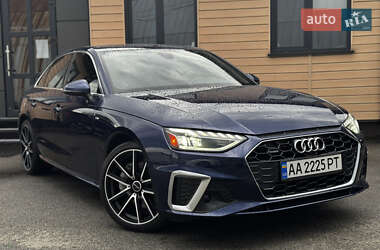 Седан Audi A4 2021 в 