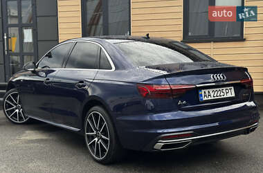 Седан Audi A4 2021 в 