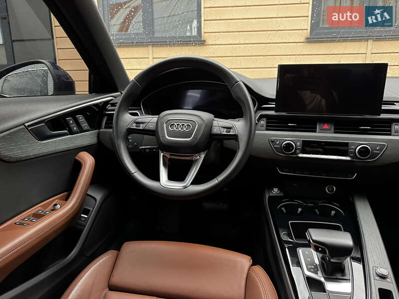 Седан Audi A4 2021 в Києві