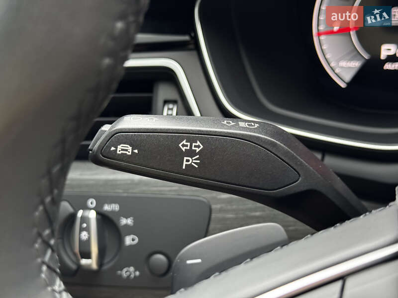 Седан Audi A4 2021 в Києві