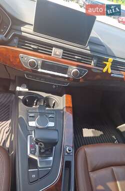 Седан Audi A4 2016 в 