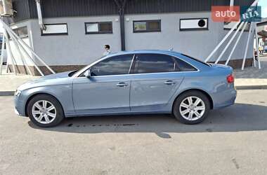 Седан Audi A4 2010 в 