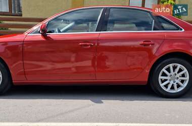 Седан Audi A4 2012 в 