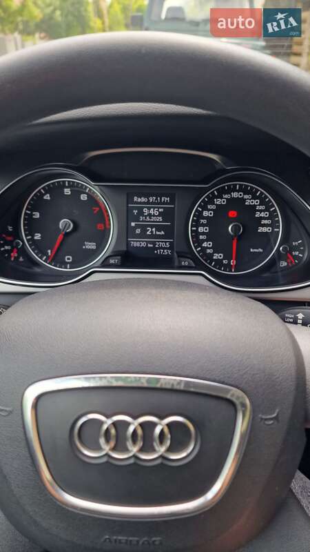 Седан Audi A4 2012 в Черновцах