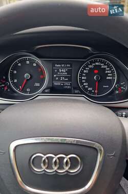 Седан Audi A4 2012 в 