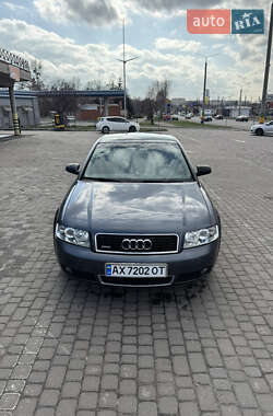 Седан Audi A4 2004 в Харькове
