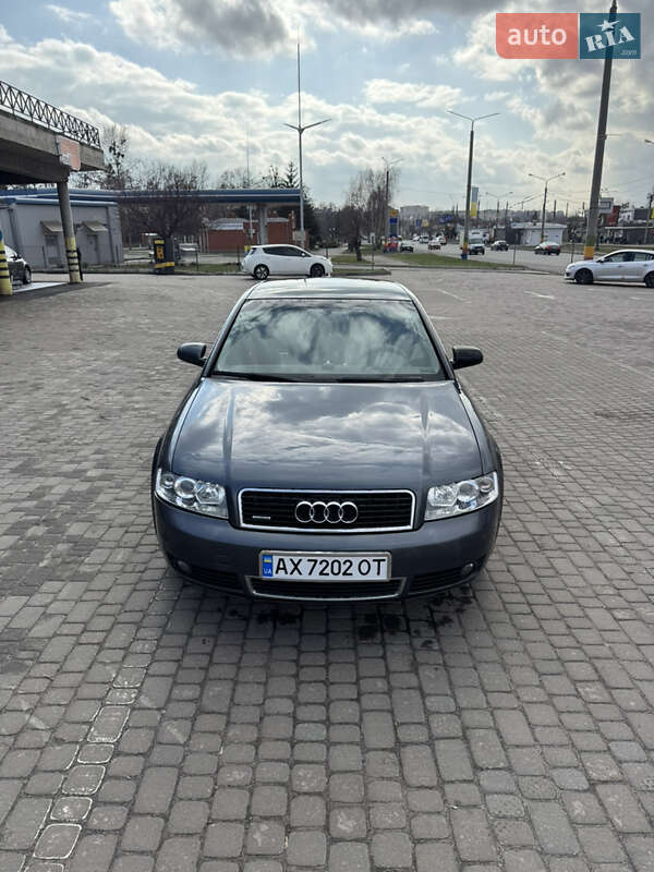 Audi A4 2004