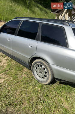 Универсал Audi A4 1996 в 