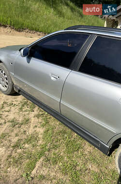 Универсал Audi A4 1996 в 