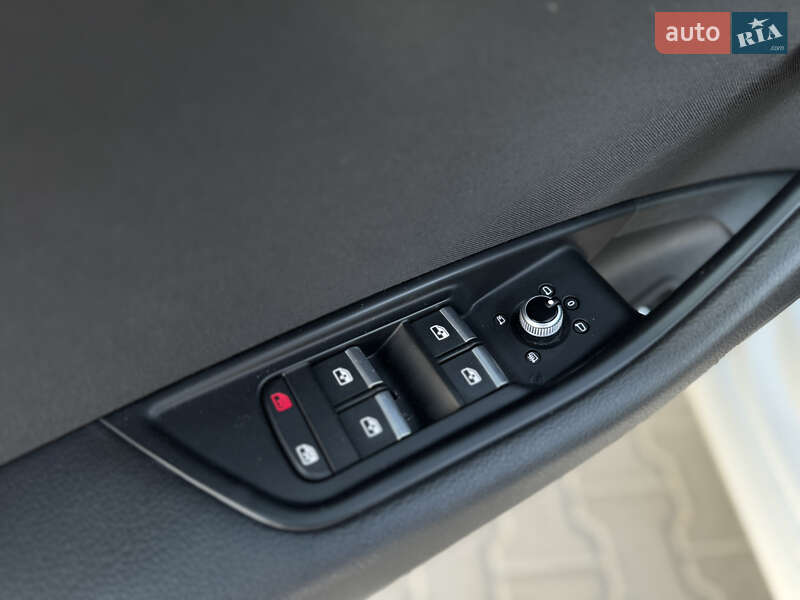 Универсал Audi A4 2021 в Тернополе