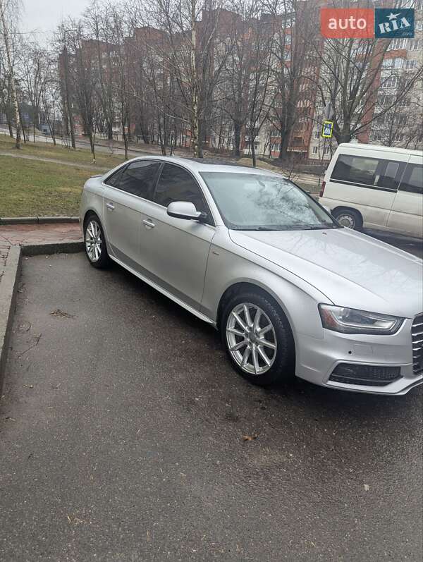 Audi A4 2014