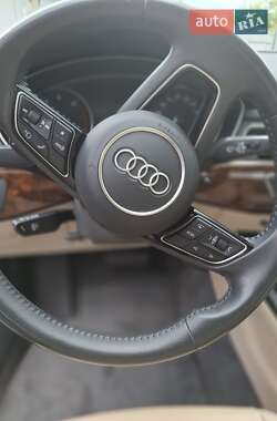 Седан Audi A4 2019 в 