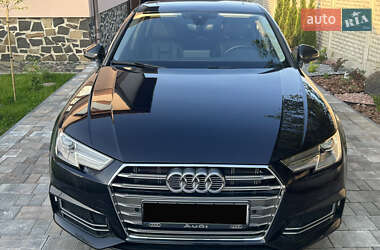 Седан Audi A4 2018 в Ровно