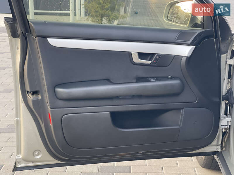 Універсал Audi A4 2003 в Хусті