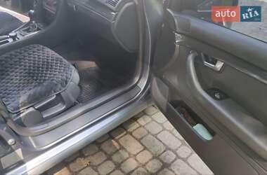 Седан Audi A4 2001 в 