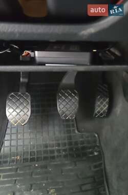 Седан Audi A4 2001 в 