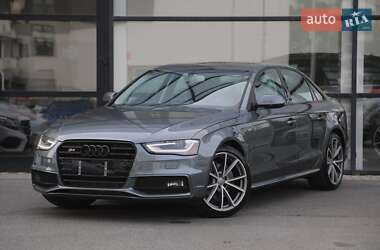 Седан Audi A4 2015 в Харькове