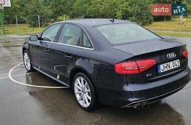 Седан Audi A4 2016 в 