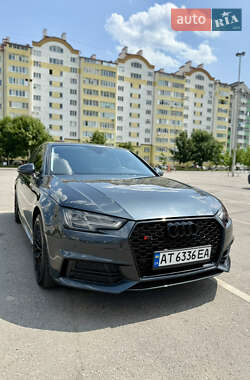 Седан Audi A4 2017 в Ивано-Франковске