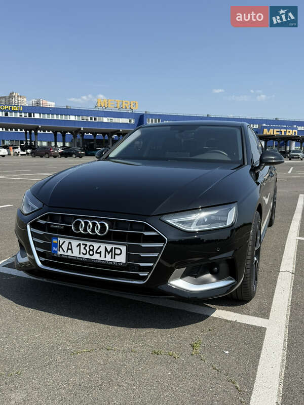 Седан Audi A4 2021 в Киеве