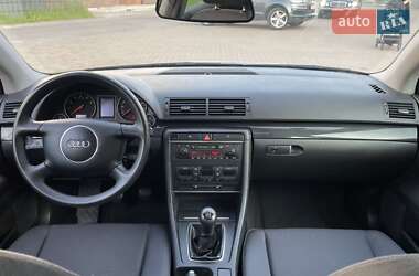 Седан Audi A4 2002 в 