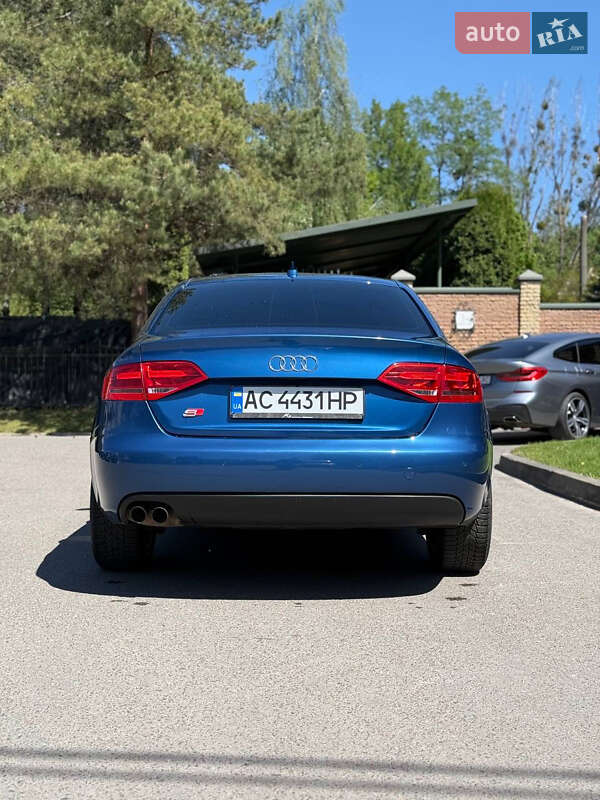 Седан Audi A4 2008 в Луцке