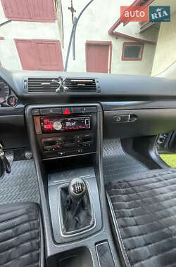 Седан Audi A4 2003 в 