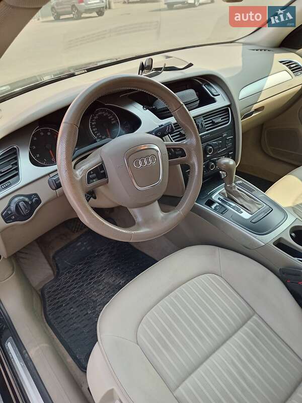 Универсал Audi A4 2008 в Киеве