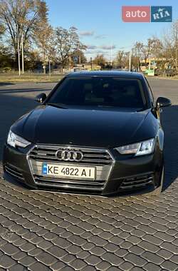 Седан Audi A4 2016 в 