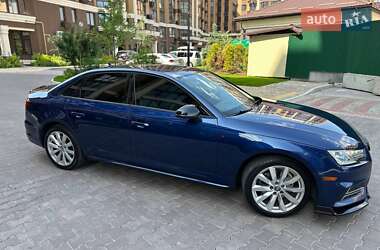 Седан Audi A4 2018 в 