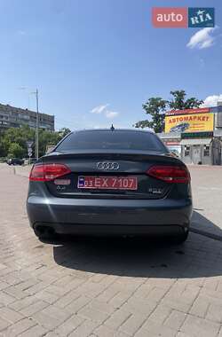 Седан Audi A4 2011 в 