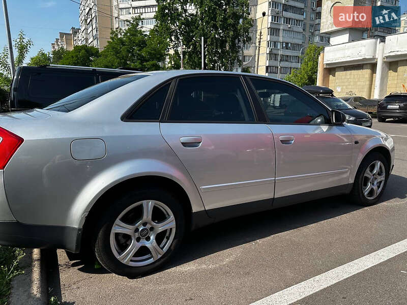 Седан Audi A4 2003 в Києві