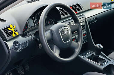 Седан Audi A4 2005 в 