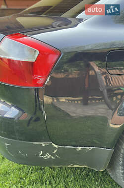 Седан Audi A4 2002 в 