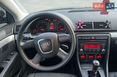 Седан Audi A4 2006 в 