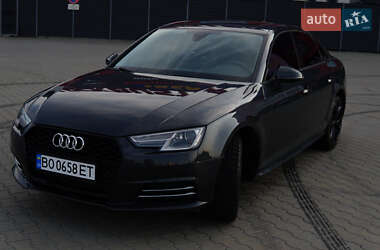 Седан Audi A4 2018 в 